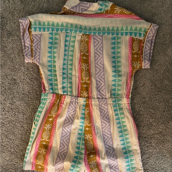En Cream sewn pattern romper with tie - Picture 3 of 6